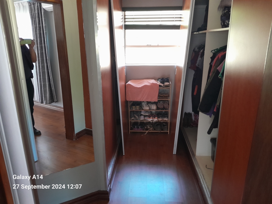 4 Bedroom Property for Sale in Waterval S H North West